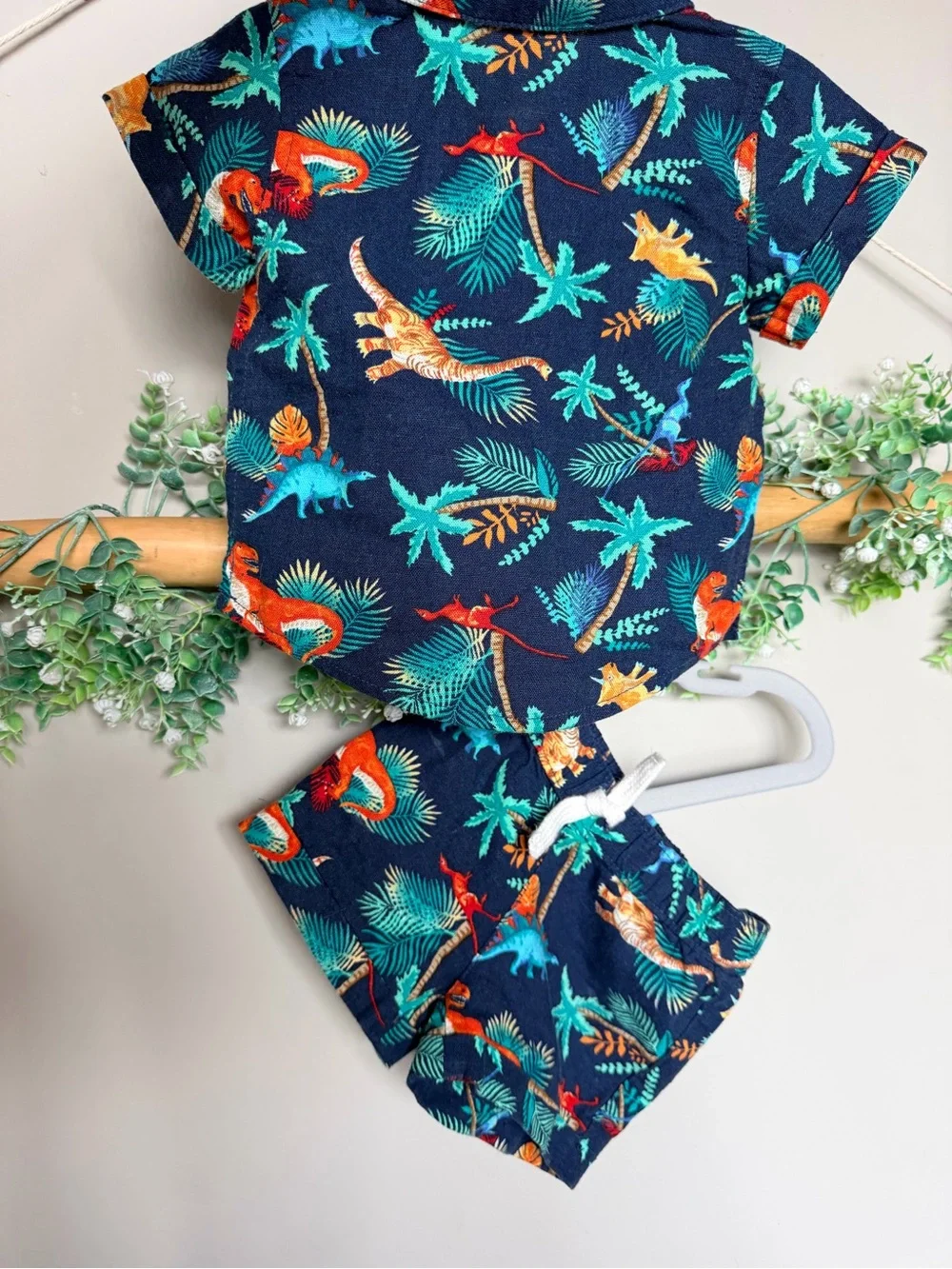 Old Navy Linen Blend Baby Boys Set Tropical Shirt and Shorts | 0-3m